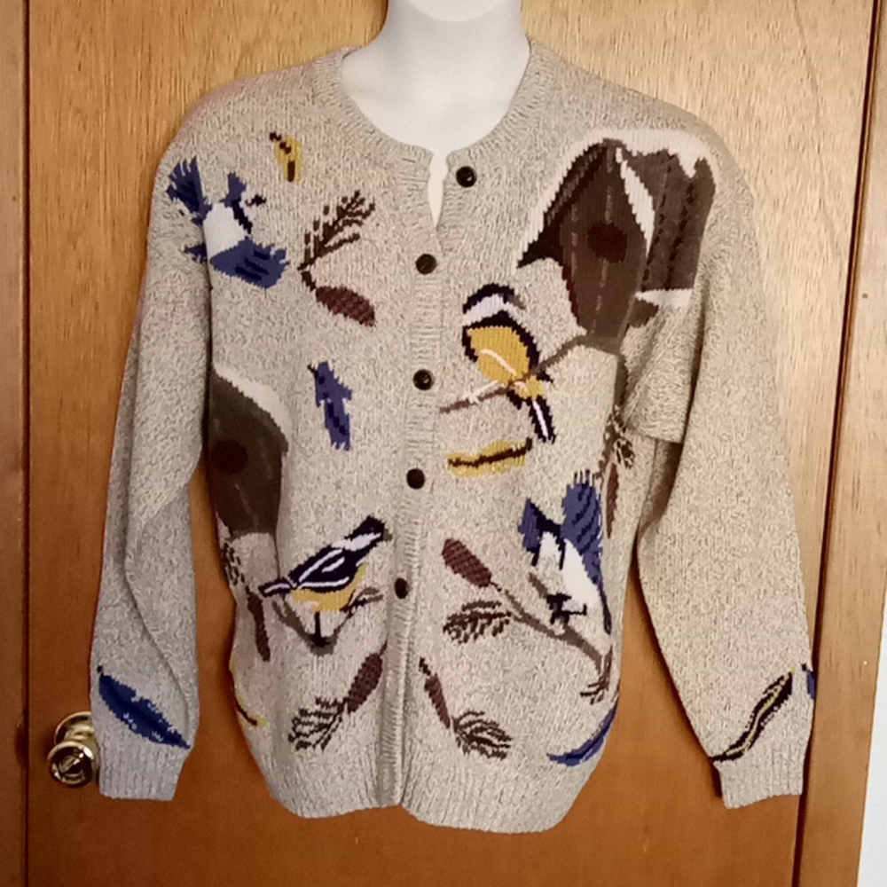 Ladies cardigan NWOT Size XL by Northern Treasures